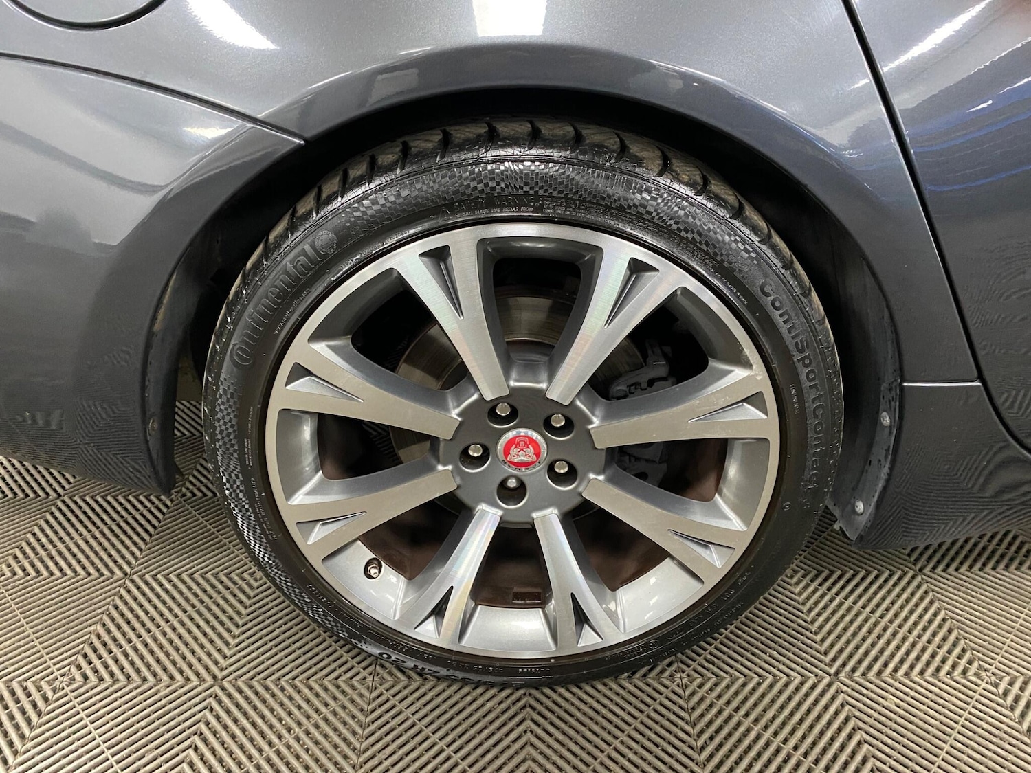 Used Jaguar XJ 2016 for sale - 76991093: Photo 53