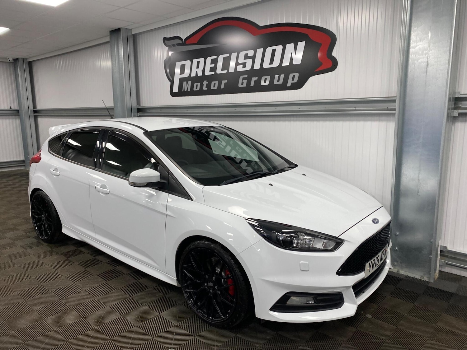 Used Ford Focus 2016 for sale - 76988337: Photo 2
