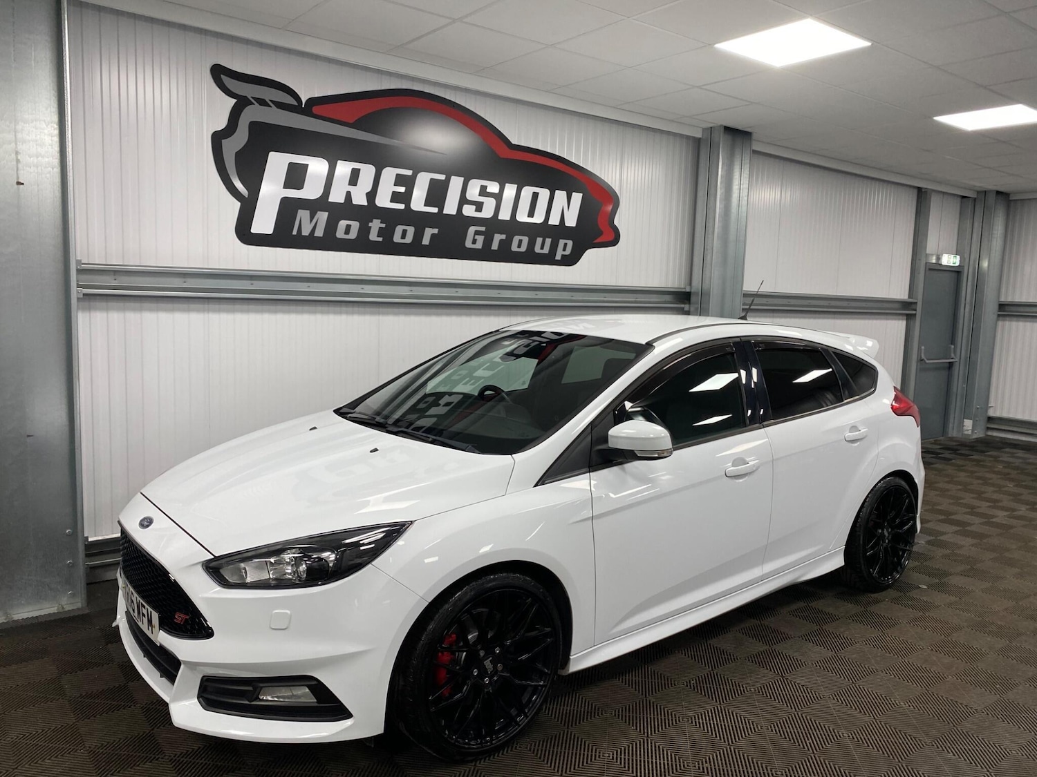 Used Ford Focus 2016 for sale - 76988337: Photo 5