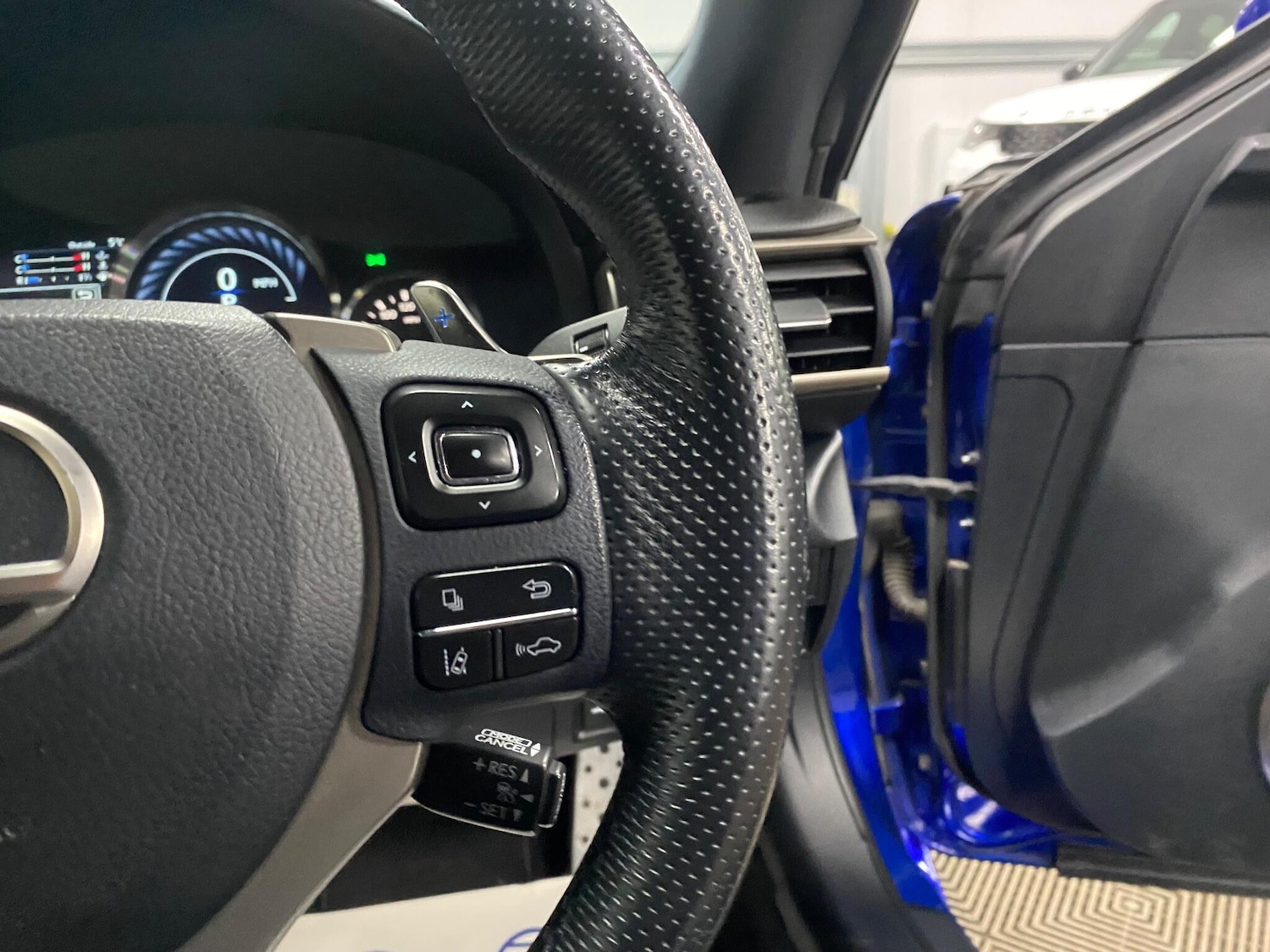 Used Lexus RC 2015 for sale - 76832136: Photo 37