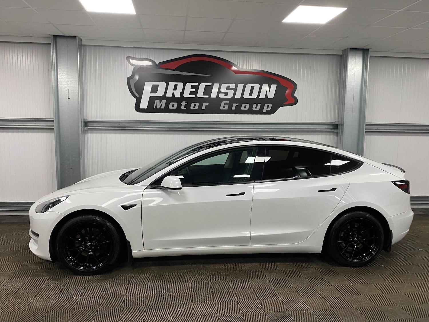 Used Tesla Model 3 2020 for sale - 77049796: Photo 21