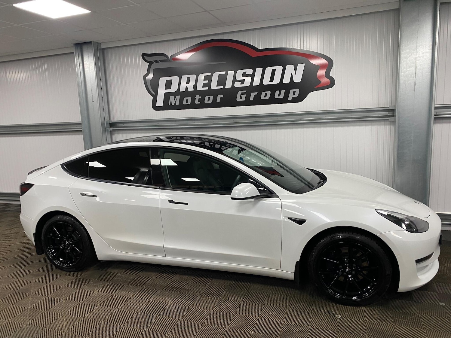Used Tesla Model 3 2020 for sale - 77049796: Photo 31