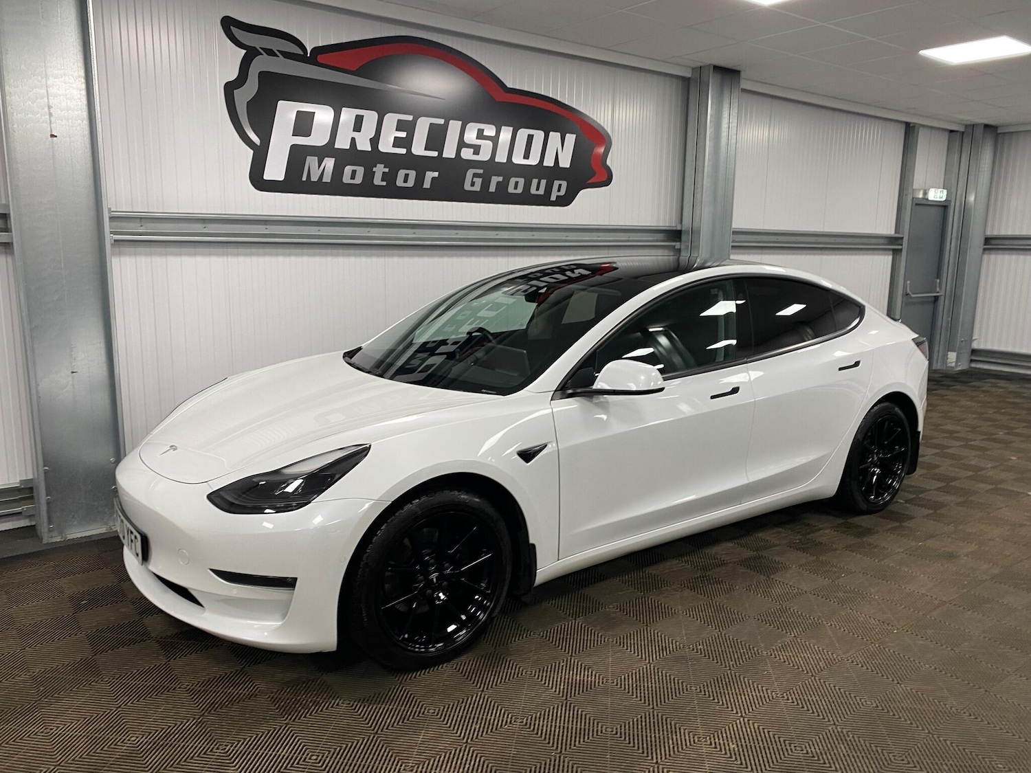 Used Tesla Model 3 2020 for sale - 77049796: Photo 6