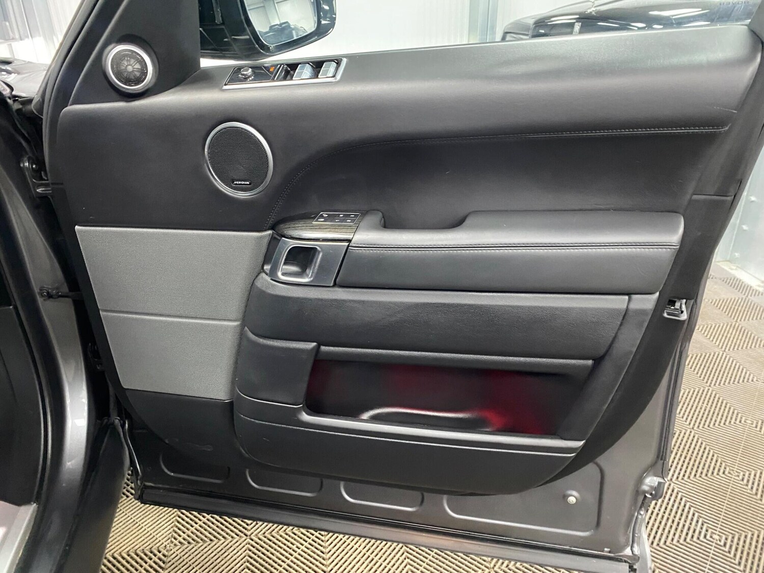 Used Land Rover Range Rover Sport 2018 for sale - 77524234: Photo 43