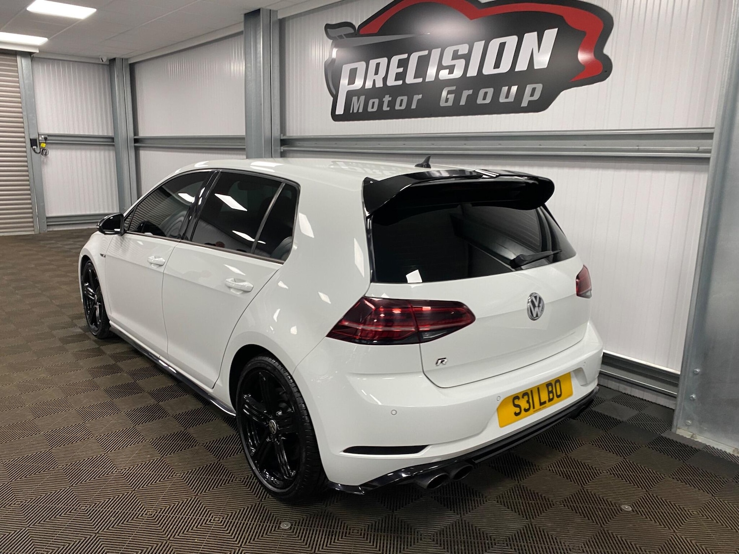 Used Volkswagen Golf 2017 for sale - 76993405: Photo 14