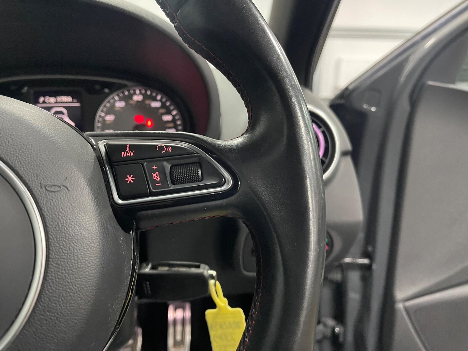 Used Audi A1 2017 for sale - 77575117: Photo 41