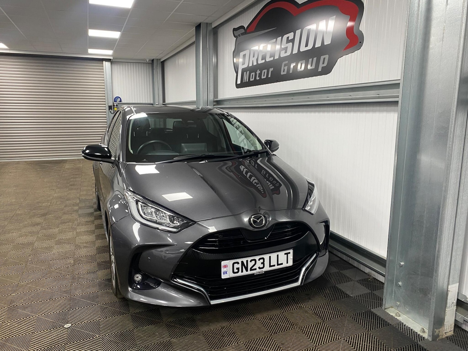 Used Mazda Mazda2 HYBRID 2023 for sale - 77892532: Photo 3