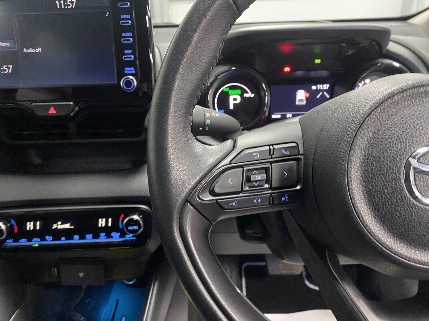 Used Mazda Mazda2 HYBRID 2023 for sale - 77892532: Photo 38