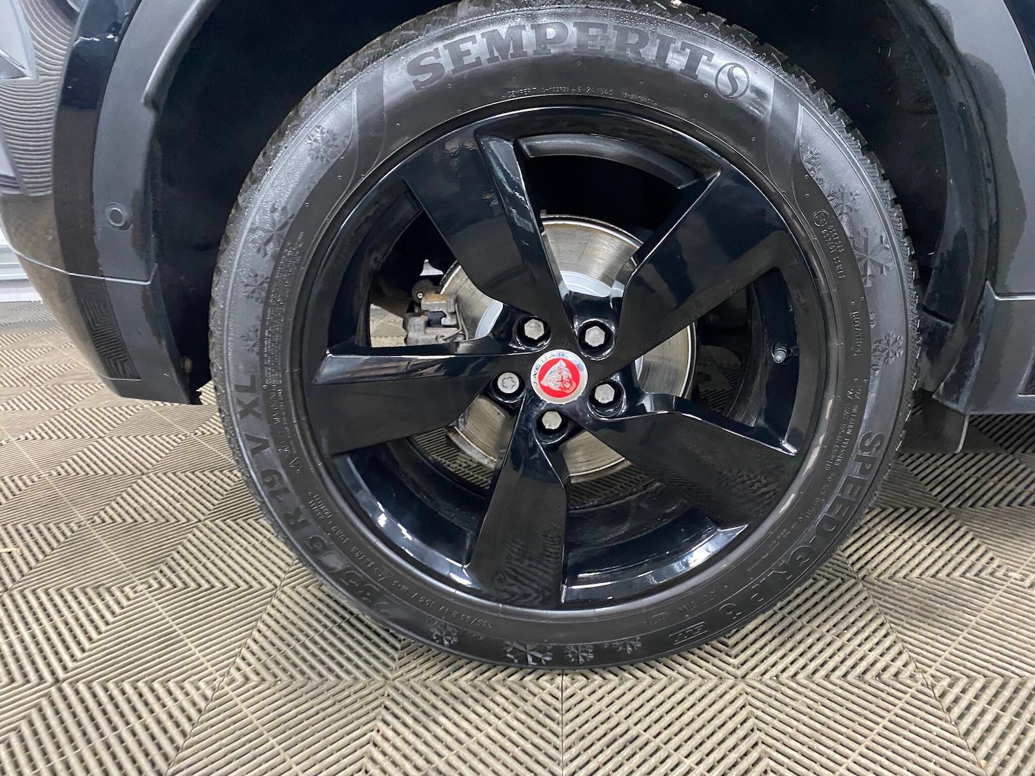 Used Jaguar E-Pace 2018 for sale - 77559524: Photo 54