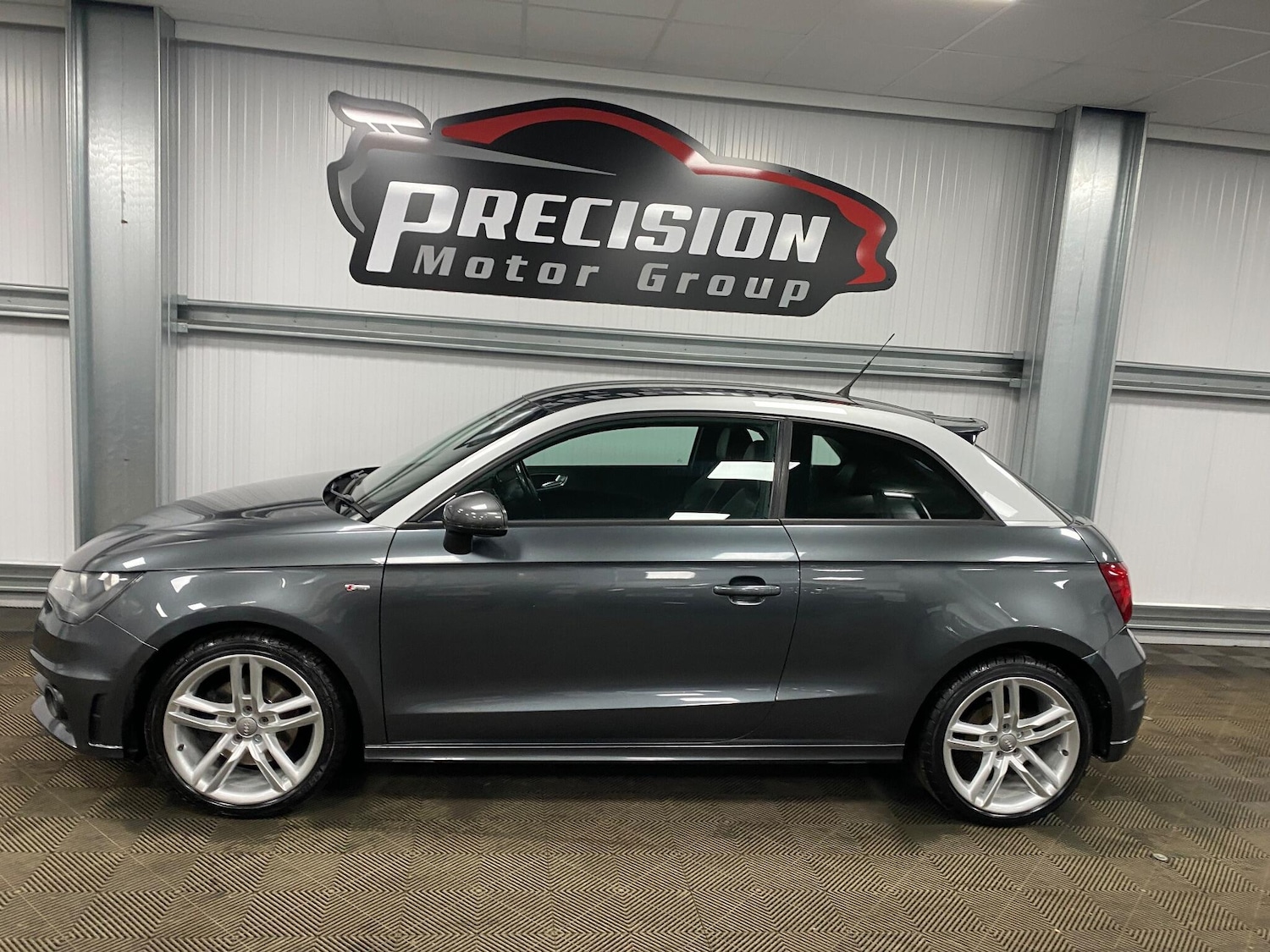 Used Audi A1 2011 for sale - 77041017: Photo 12