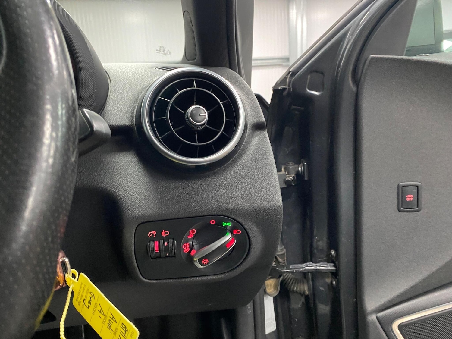 Used Audi A1 2011 for sale - 77041017: Photo 38