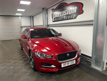 Used Jaguar XE 2019 for sale - 78958272: Photo