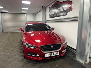 Used Jaguar XE 2019 for sale - 78958272: Photo