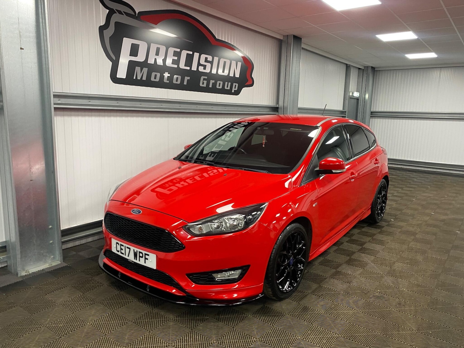 Used Ford Focus 2017 for sale - 76742732: Photo 12