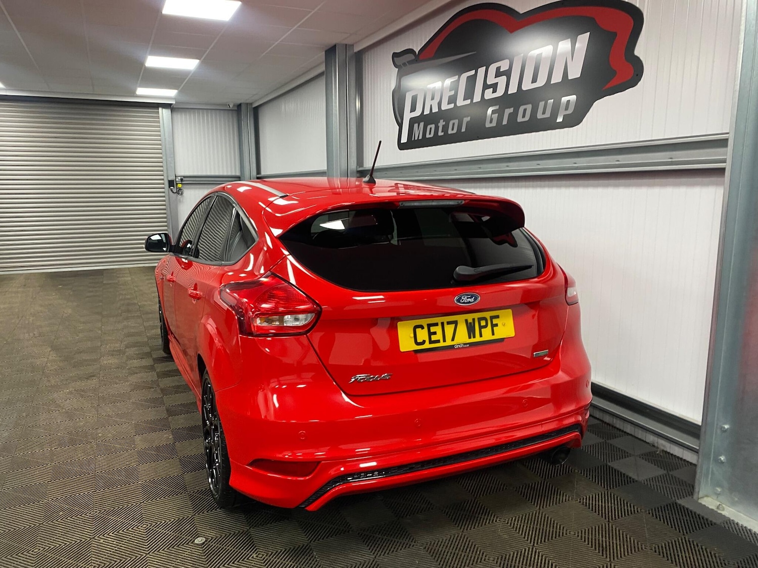 Used Ford Focus 2017 for sale - 76742732: Photo 5