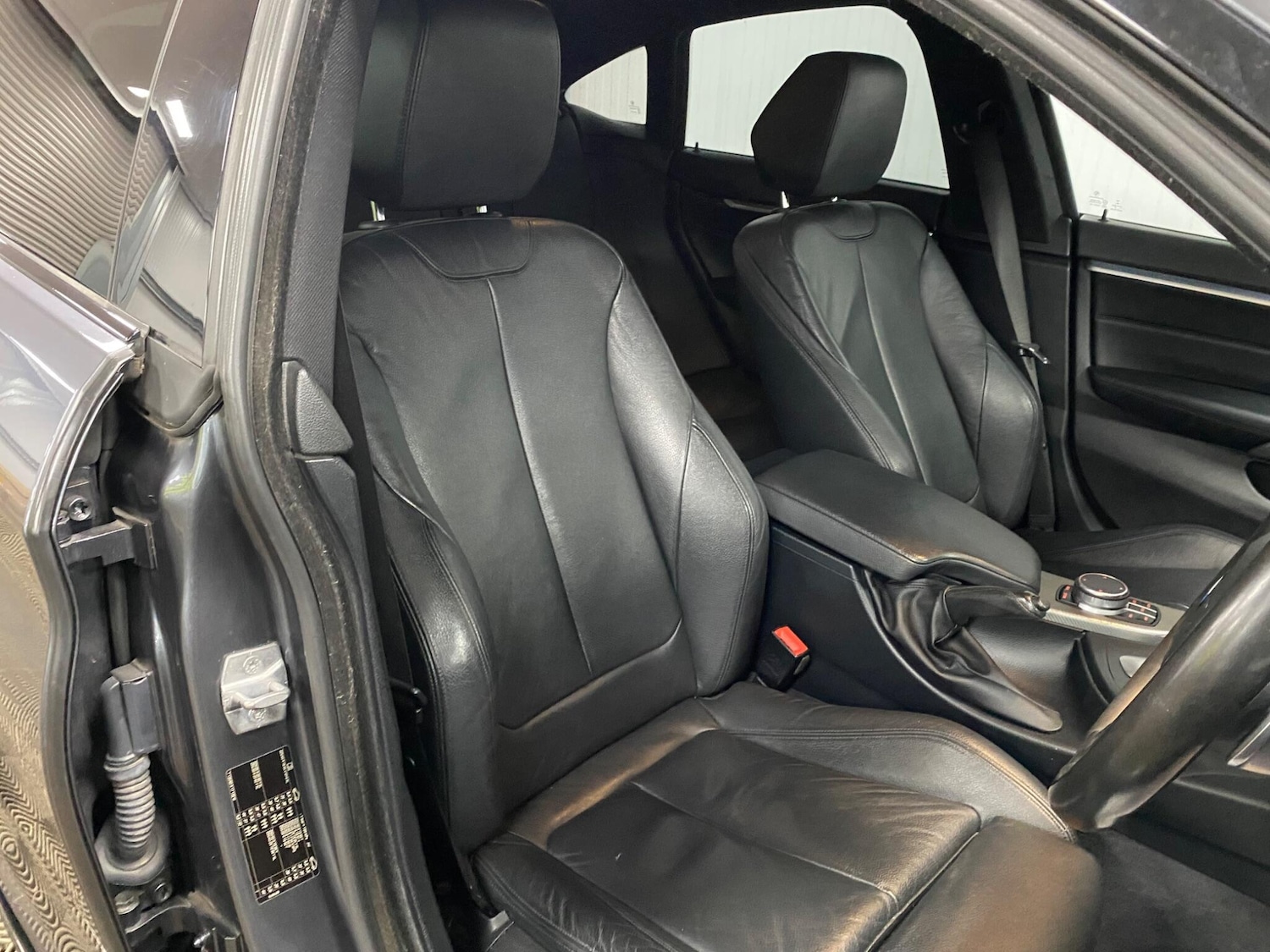 Used BMW 4 Series 2018 for sale - 77315372: Photo 38