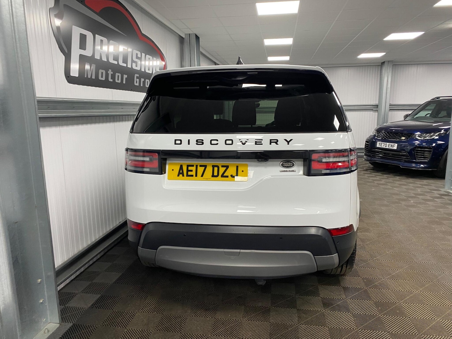 Used Land Rover Discovery 2017 for sale - 76997683: Photo 27