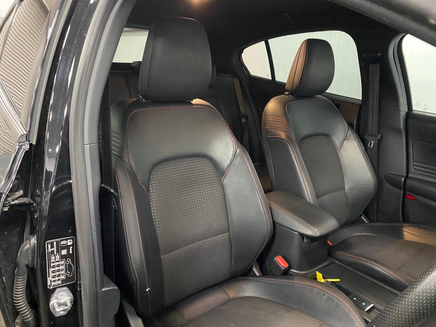 Used Ford Focus 2021 for sale - 77376854: Photo 30