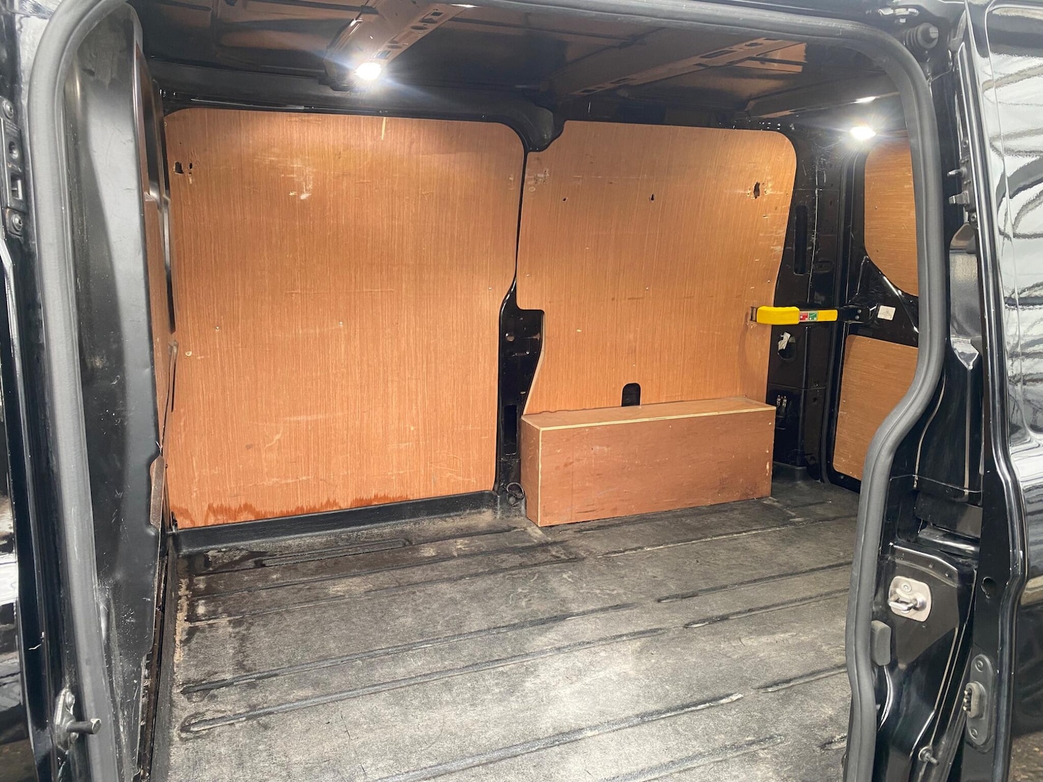 Used Ford Transit Custom 2021 for sale - 77254765: Photo 32