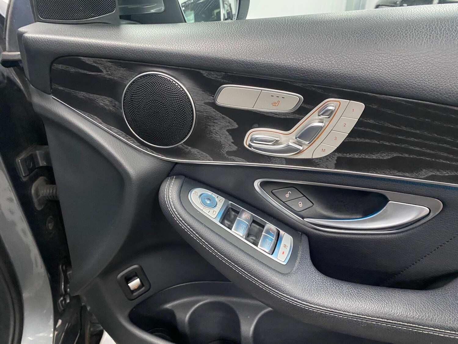 Used Mercedes-Benz GLC for sale - 77484031: Photo 49