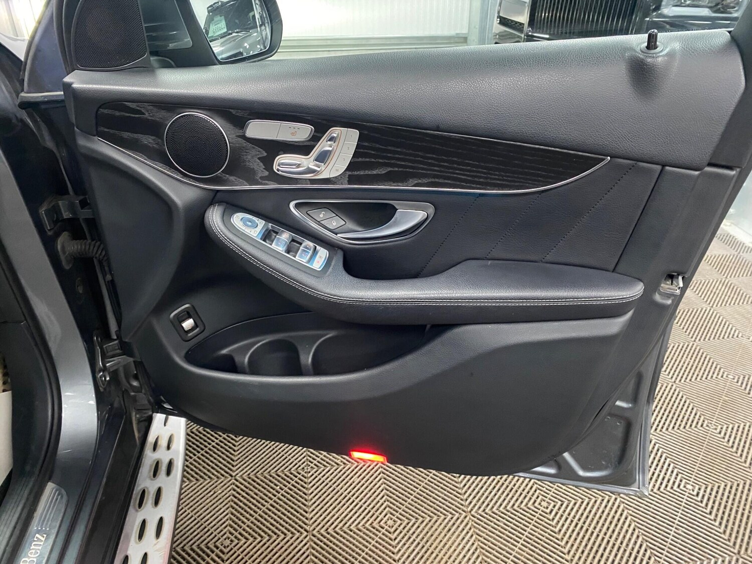 Used Mercedes-Benz GLC for sale - 77484031: Photo 50