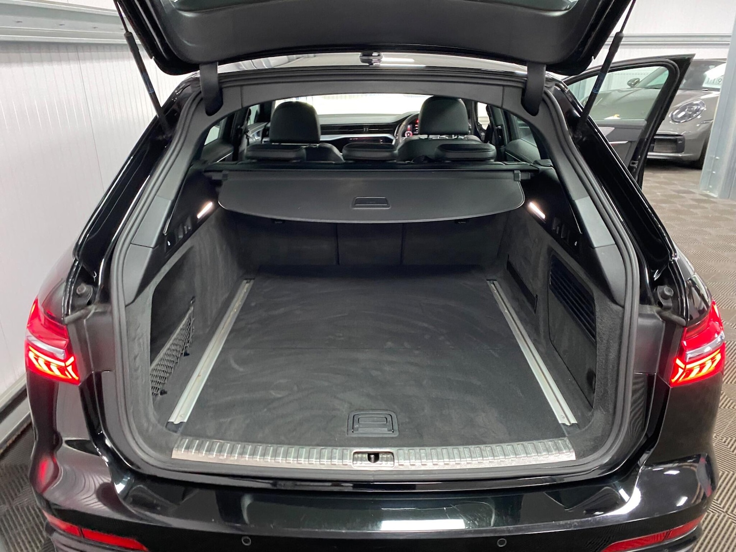 Used Audi A6 Avant 2018 for sale - 77175583: Photo 52