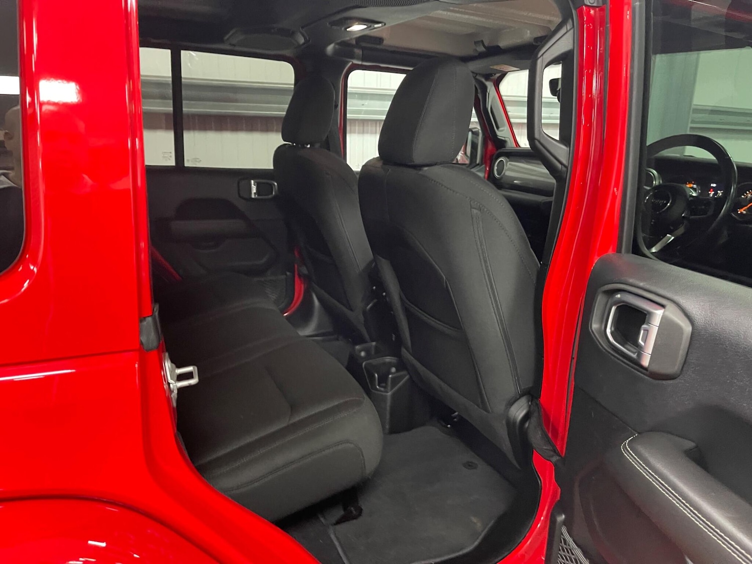 Used Jeep Wrangler 2019 for sale - 77612093: Photo 36