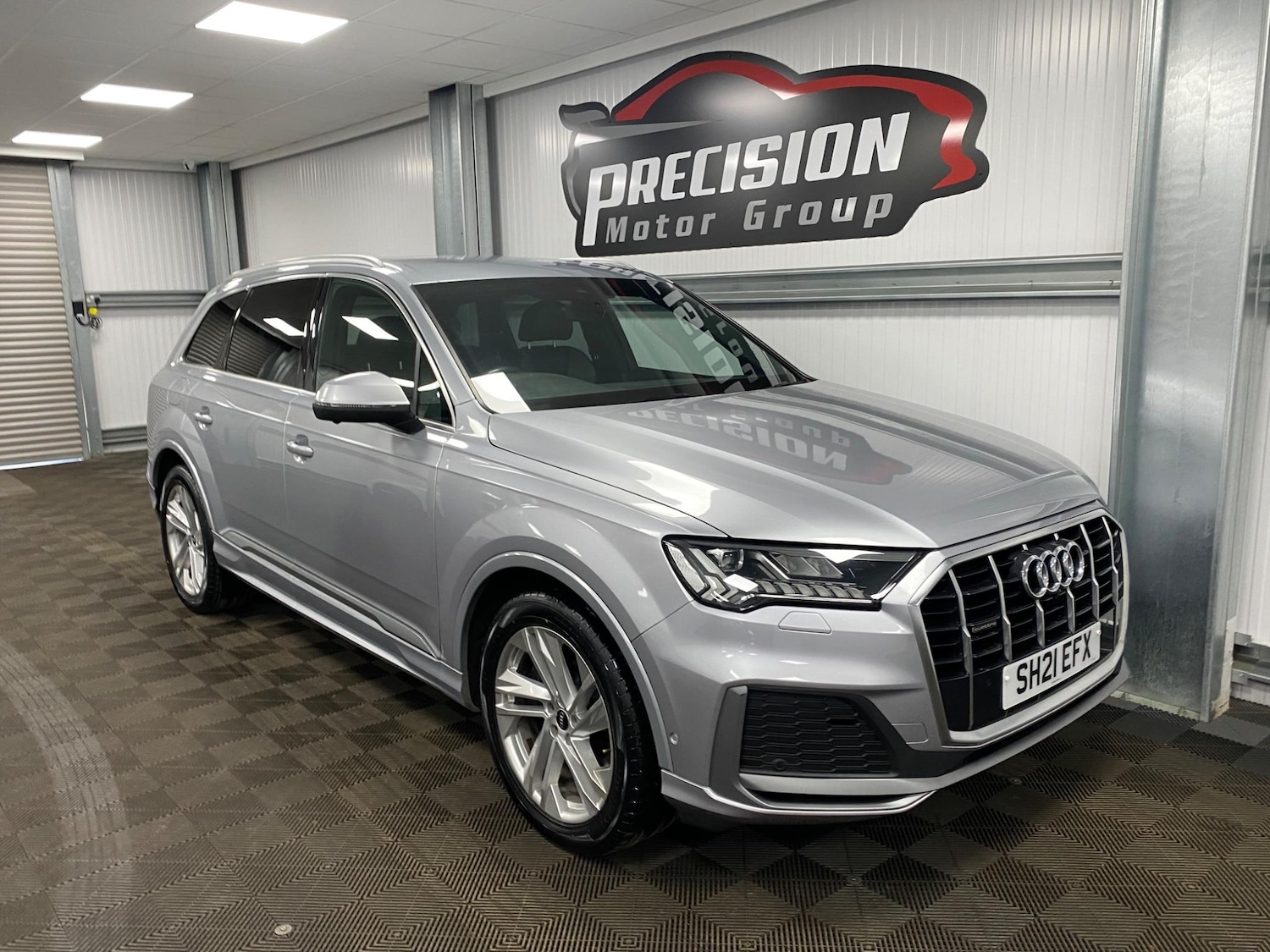 Used Audi Q7 2021 for sale - 76994458: Photo 2