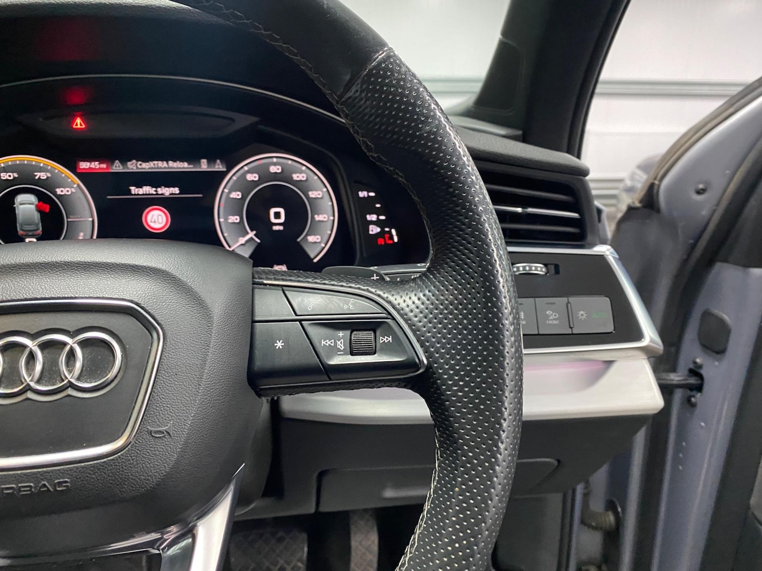 Used Audi Q7 2021 for sale - 76994458: Photo 40