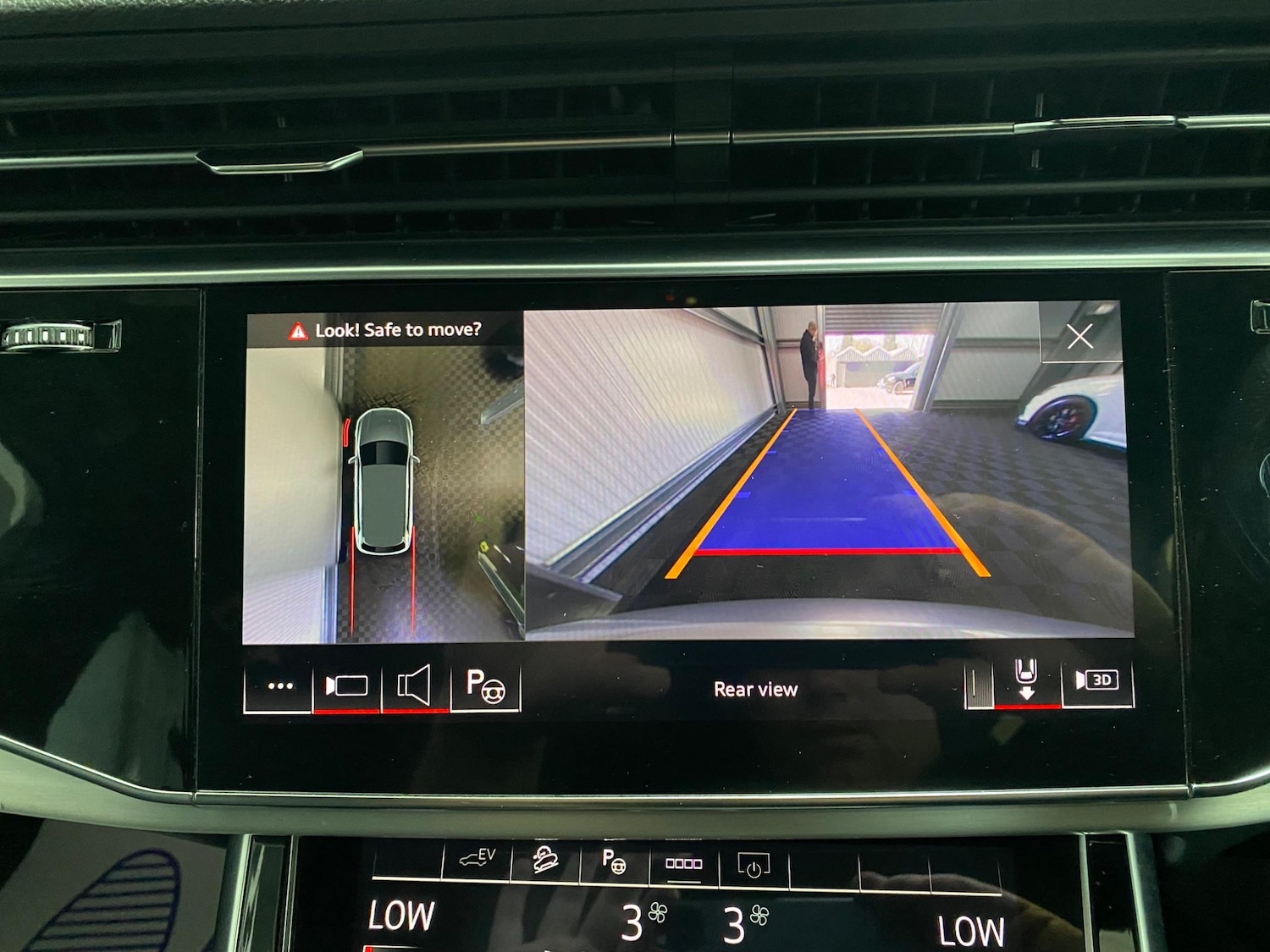 Used Audi Q7 2021 for sale - 76994458: Photo 41