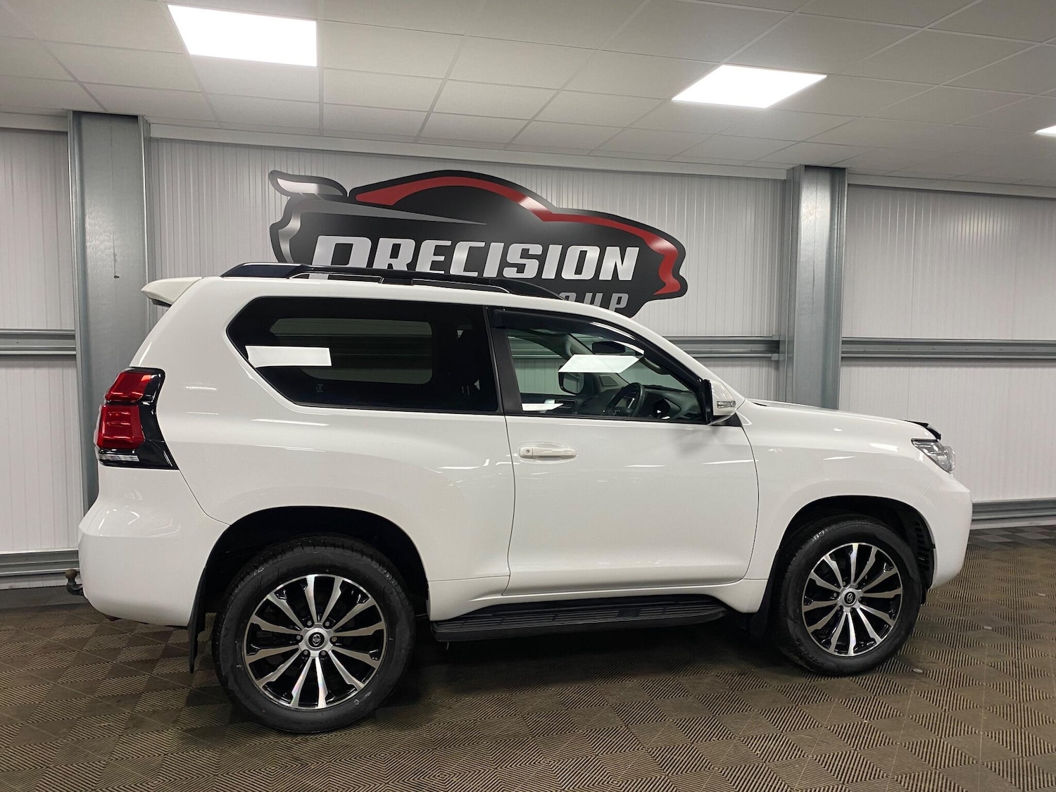 Used Toyota Land Cruiser 2023 for sale - 77040207: Photo 26