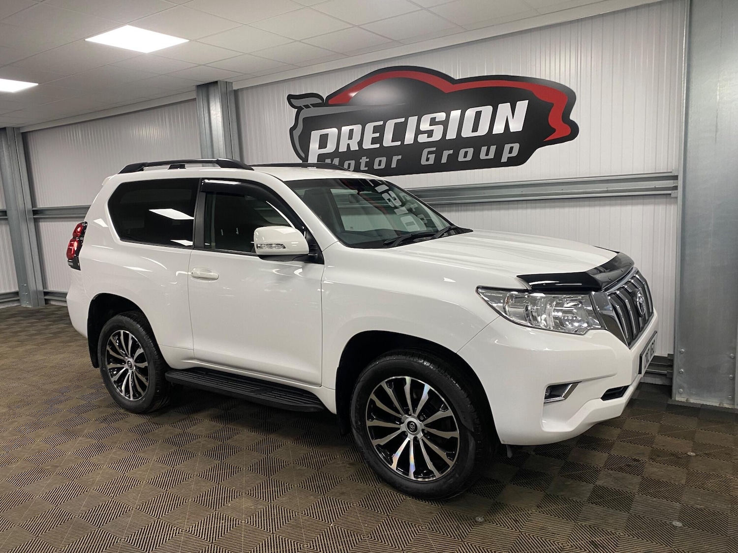 Used Toyota Land Cruiser 2023 for sale - 77040207: Photo 5