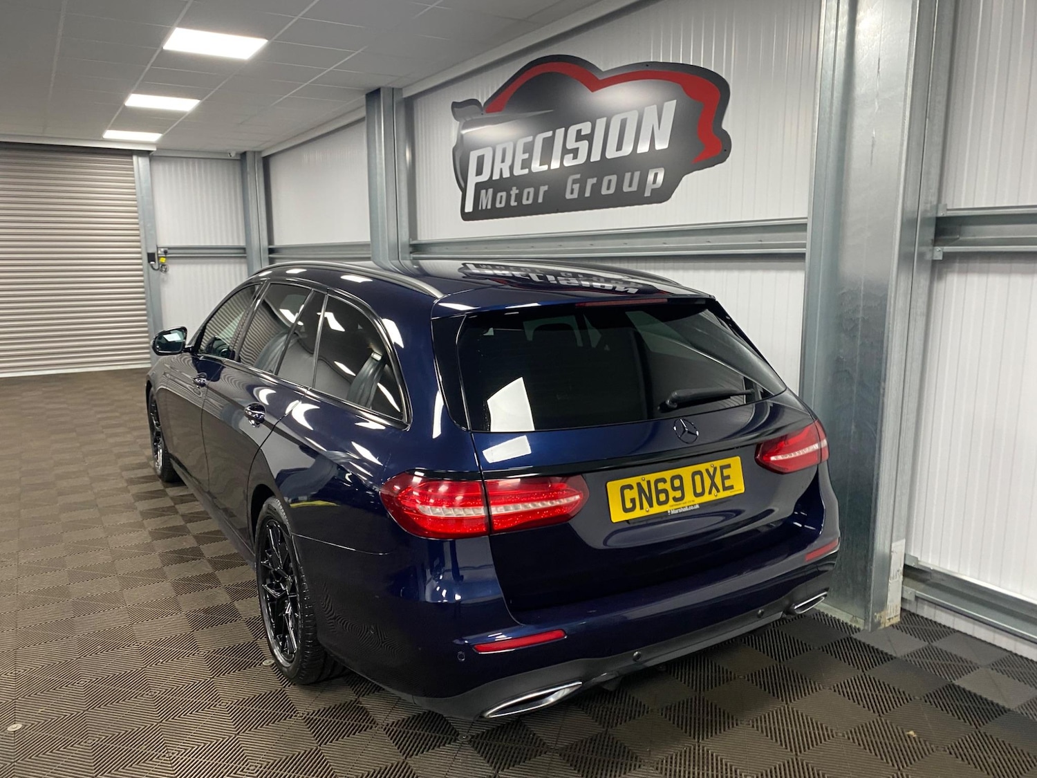 Used Mercedes-Benz E Class 2020 for sale - 76441352: Photo 11