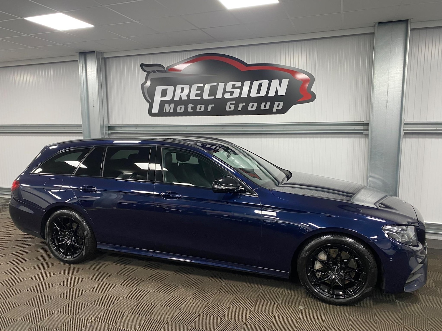 Used Mercedes-Benz E Class 2020 for sale - 76441352: Photo 24