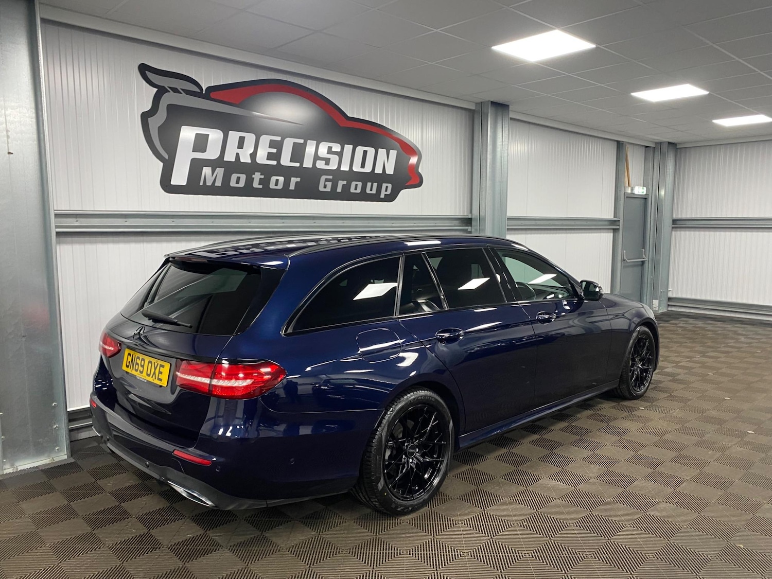 Used Mercedes-Benz E Class 2020 for sale - 76441352: Photo 27