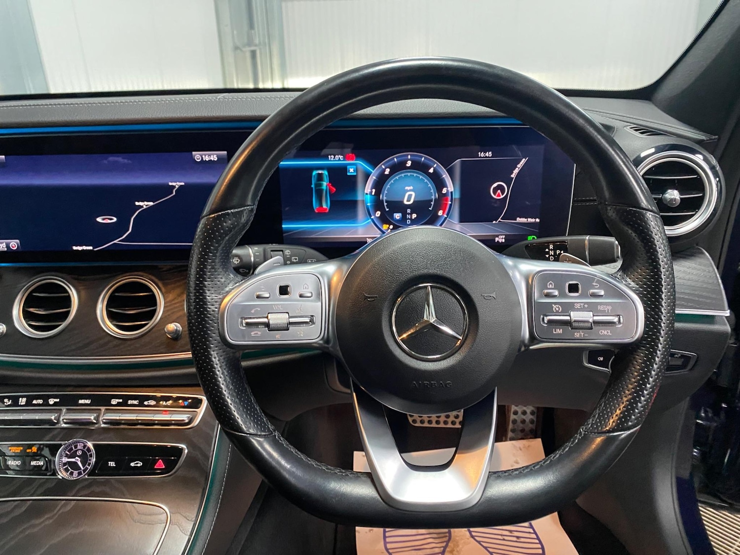 Used Mercedes-Benz E Class 2020 for sale - 76441352: Photo 29