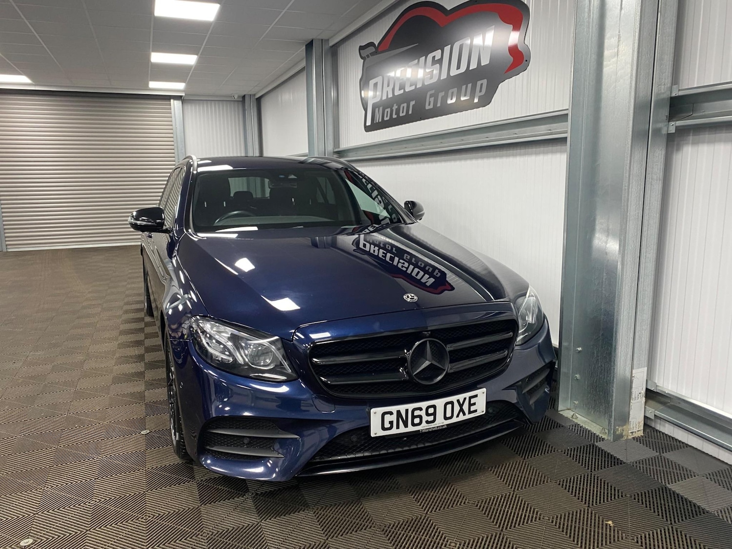 Used Mercedes-Benz E Class 2020 for sale - 76441352: Photo 3