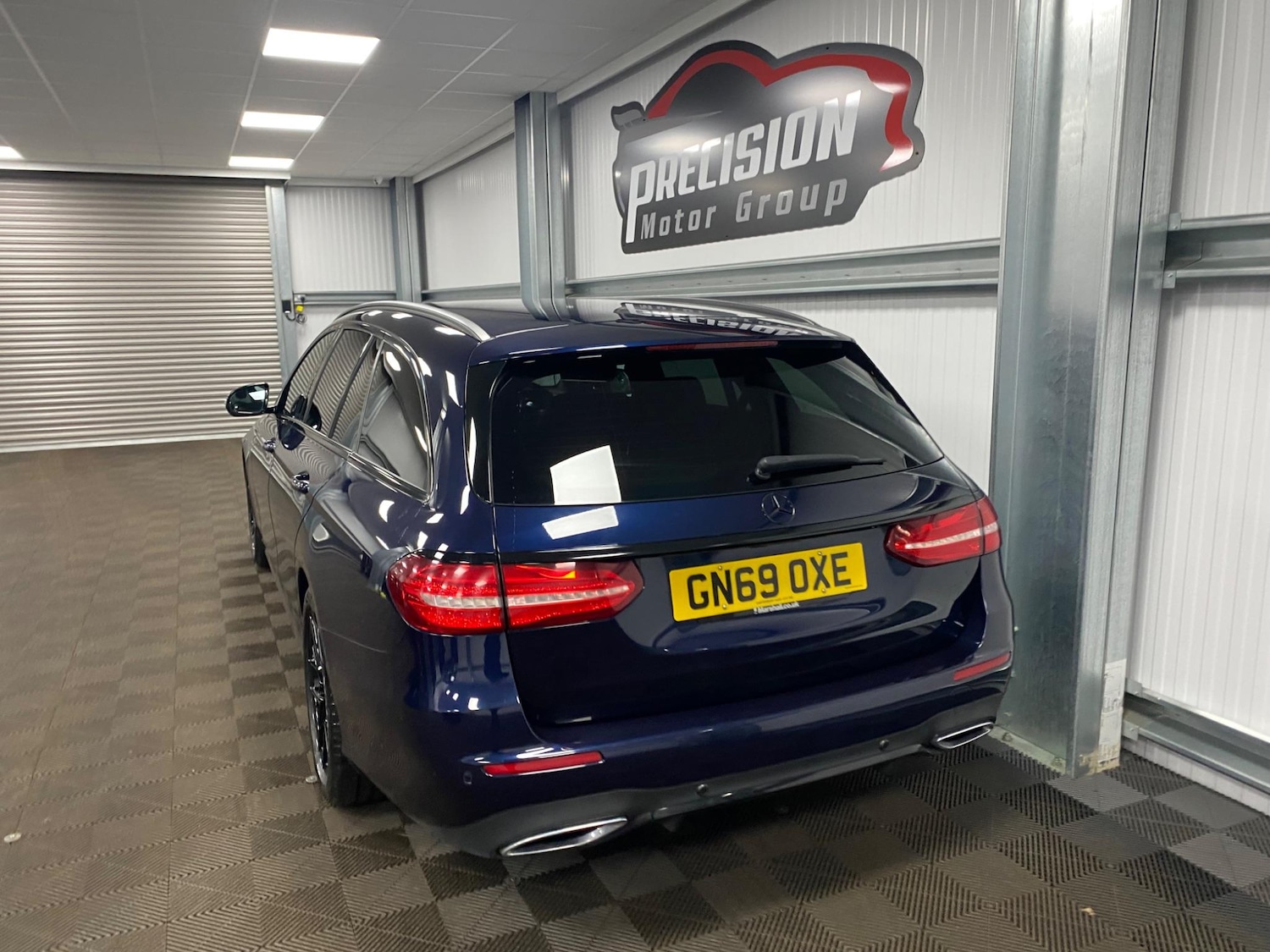 Used Mercedes-Benz E Class 2020 for sale - 76441352: Photo 6