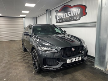 Used Jaguar F-Pace 2018 for sale - 76226480: Photo 2