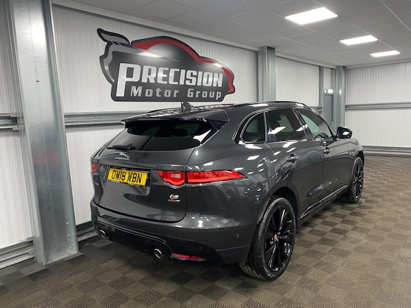 Used Jaguar F-Pace 2018 for sale - 76226480: Photo 32