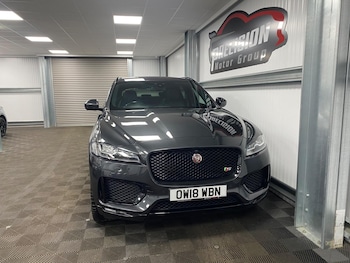 Used Jaguar F-Pace 2018 for sale - 76226480: Photo 3
