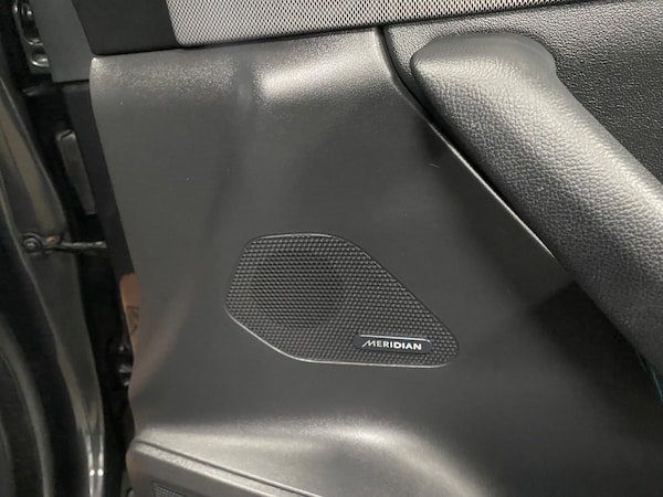 Used Jaguar F-Pace 2018 for sale - 76226480: Photo 47