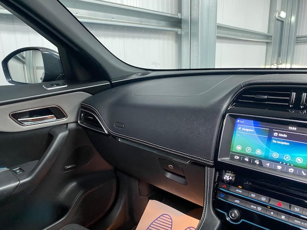 Used Jaguar F-Pace 2018 for sale - 76226480: Photo 50