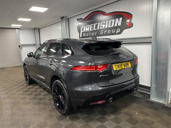 Used Jaguar F-Pace 2018 for sale - 76226480: Photo 8