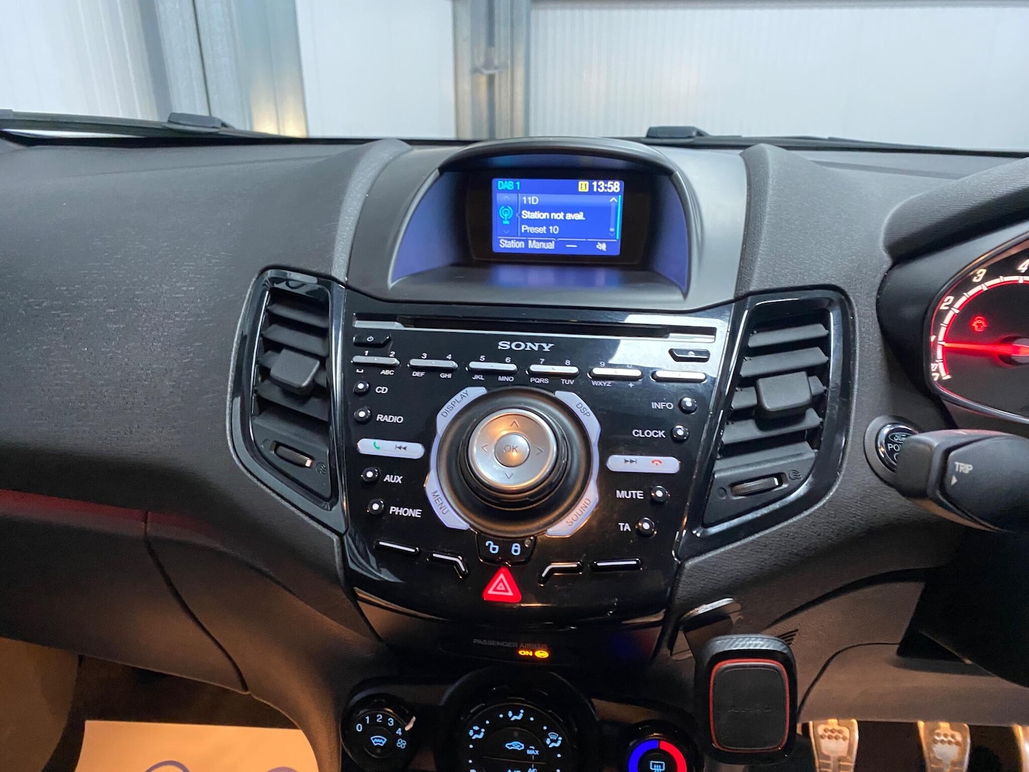 Used Ford Fiesta 2016 for sale - 77131959: Photo 43