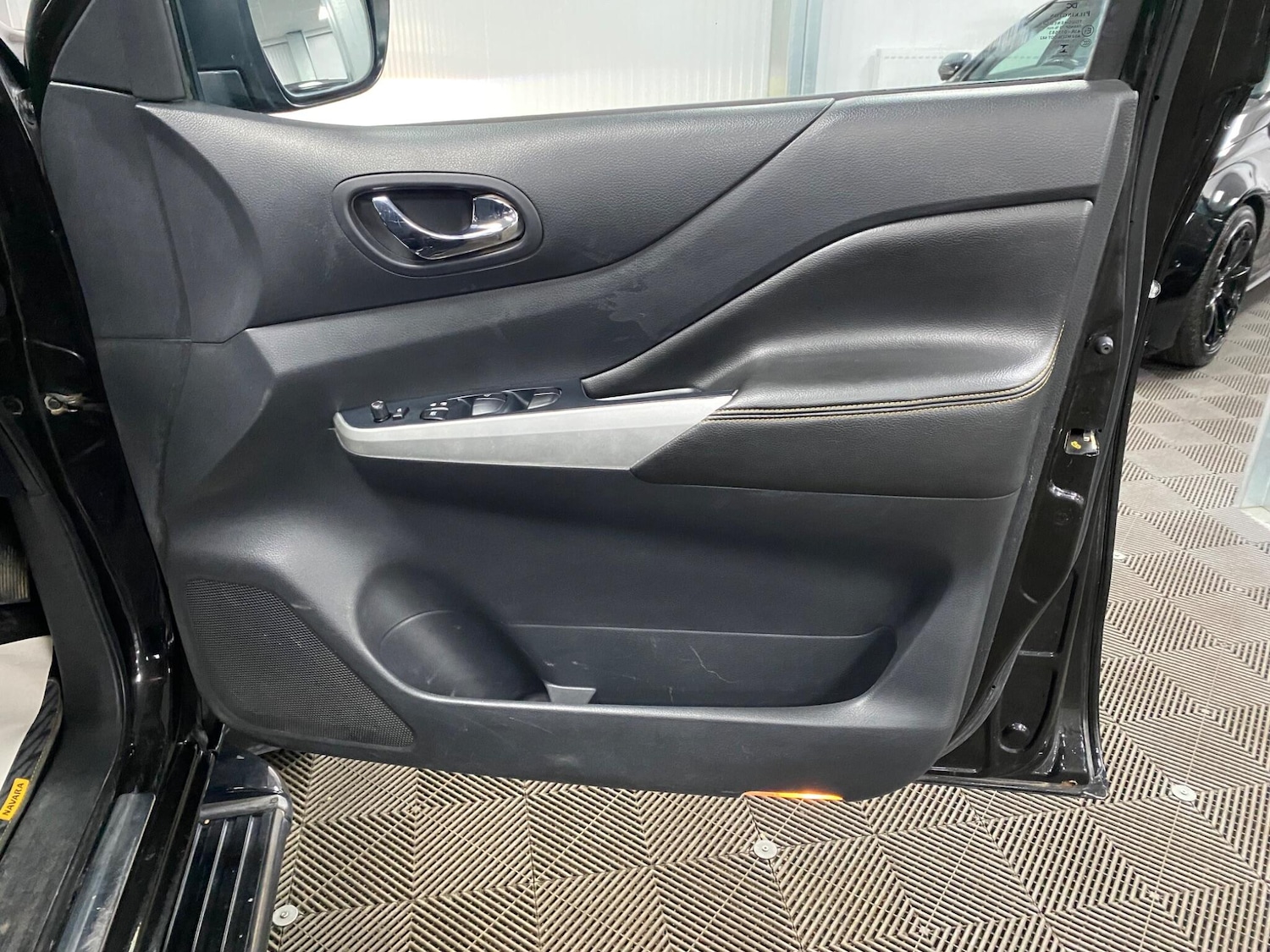 Used Nissan Navara 2019 for sale - 76327093: Photo 40