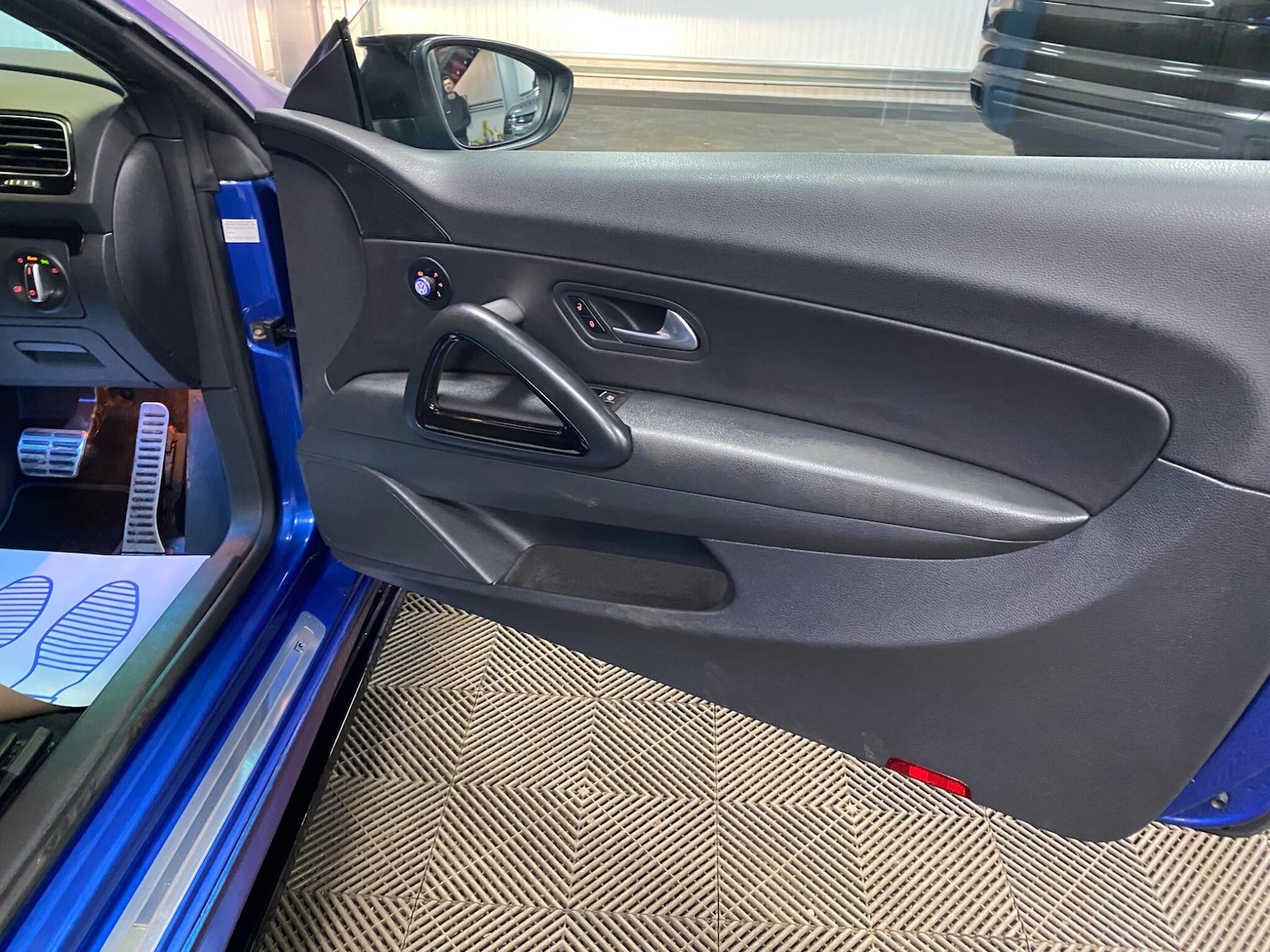 Used Volkswagen Scirocco for sale - 77882919: Photo 32