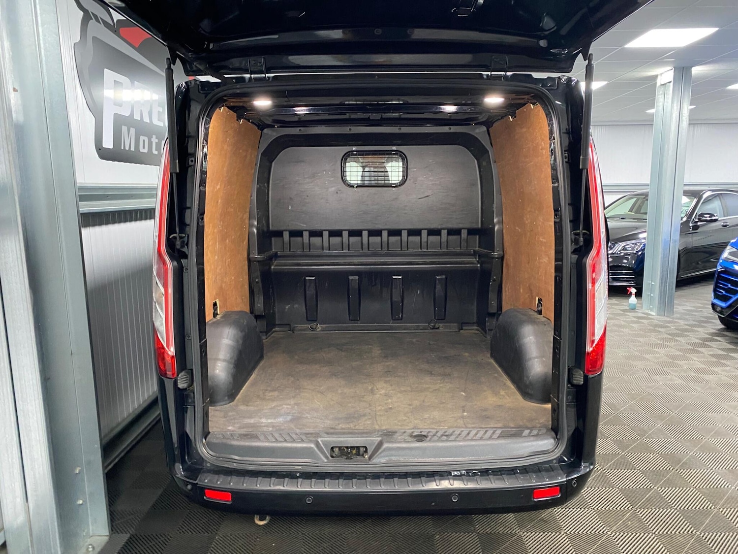 Used Ford Transit Custom 2020 for sale - 76926418: Photo 36