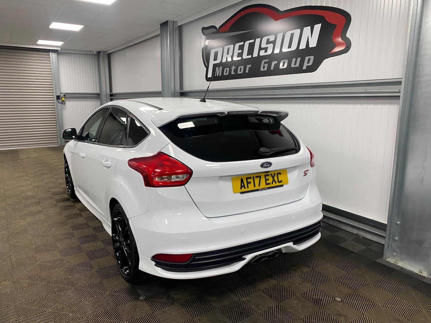 Used Ford Focus 2017 for sale - 76935910: Photo 14