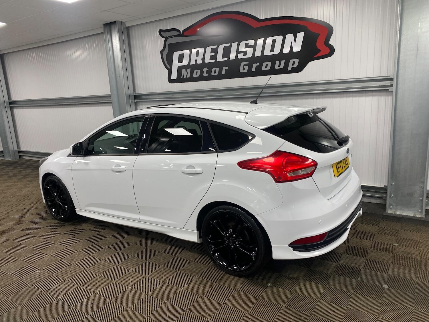 Used Ford Focus 2017 for sale - 76935910: Photo 17